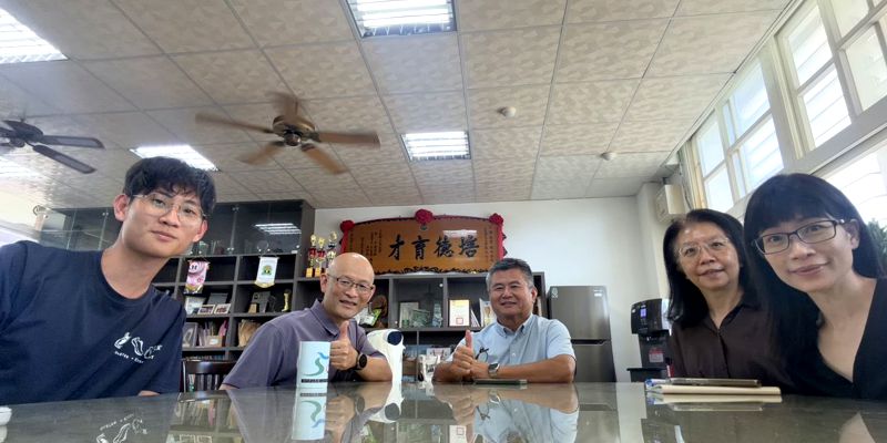 攜手培育教育新力量——清華大學教授蒞臨三民國小關懷實習教師