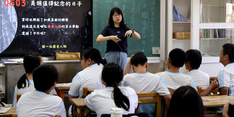 內湖國中辦理115學年校園防毒守門員公版教材七年級入班宣導