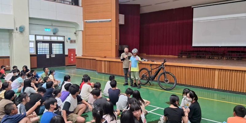 頂埔國小辦理115年度自行車安全研習